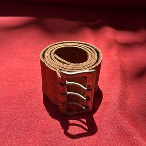 Abercrombie and Fitch Genuine Leather Belt size small - made in England